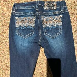 Miss Me dark wash beautiful skinny jeans!